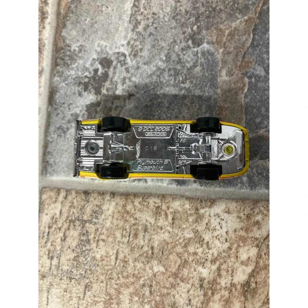 Hot Wheels 2005 Plymouth‎ Superbird Yellow Diecast Car